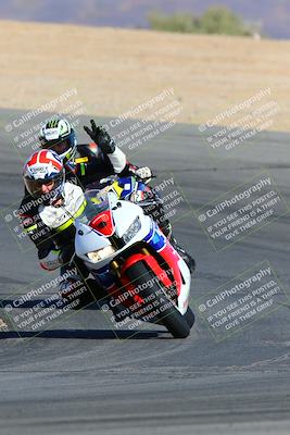 media/Feb-13-2022-SoCal Trackdays (Sun) [[c9210d39ca]]/Turn 10 (920am)/